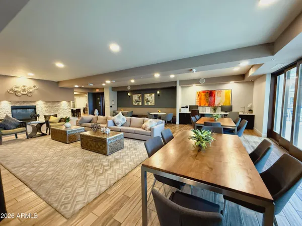 $2,195 | 2511 West Queen Creek Road, Unit 320, Chandler, AZ 85248