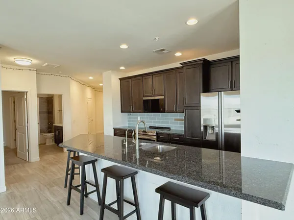 $2,195 | 2511 West Queen Creek Road, Unit 320, Chandler, AZ 85248
