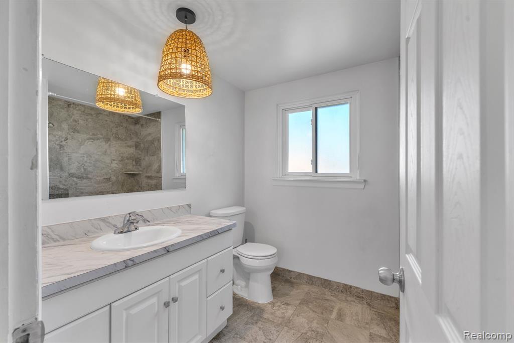 8126 Farnum Avenue Warren, MI 48093 - Photo 18 of 35