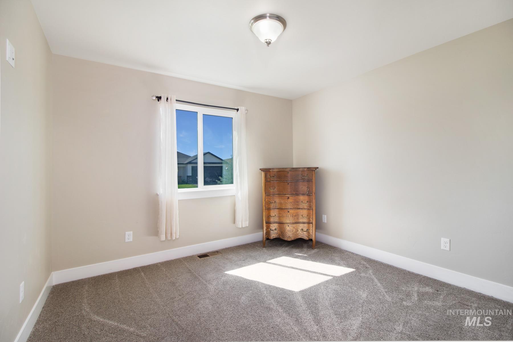 105 Greenfield Way Madison, MS 39110 - Photo 11 of 24 Carpeted empty room with baseboards