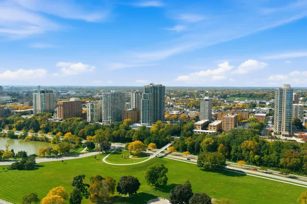 $475,000 | 1660 North Prospect Avenue, Unit 2005, Milwaukee, WI 53202
