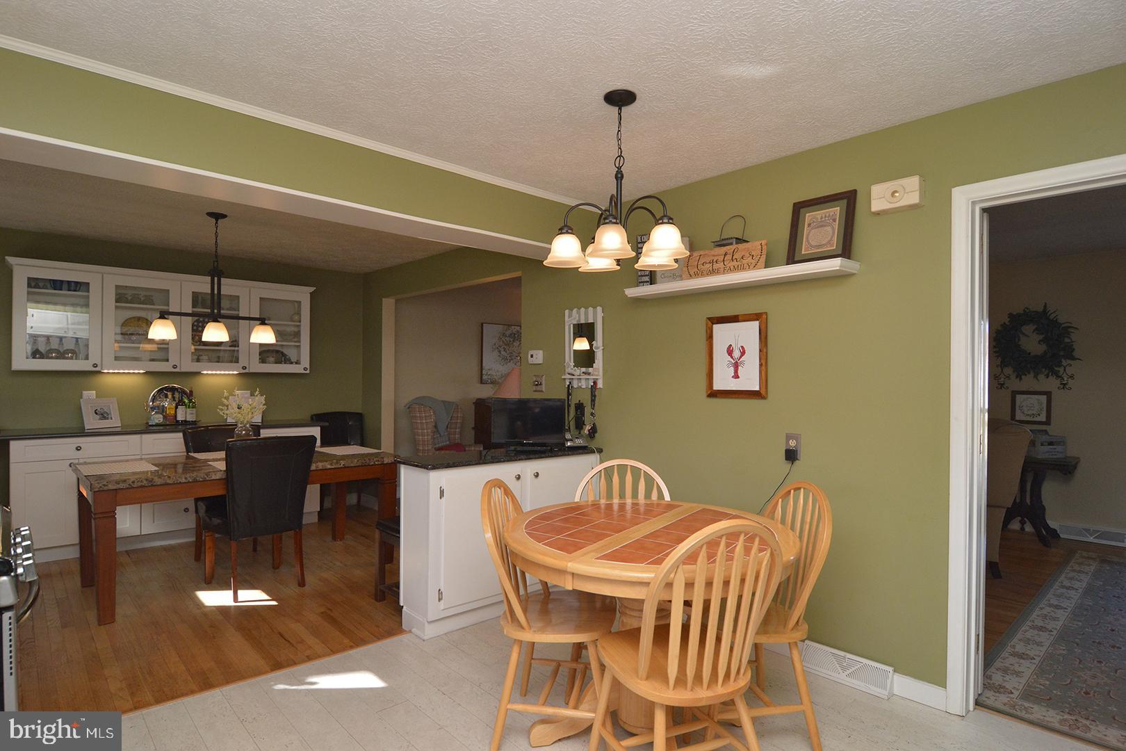 2404 Laurel Road Reading, PA 19609 - Photo 12 of 36 Gallery Image 12