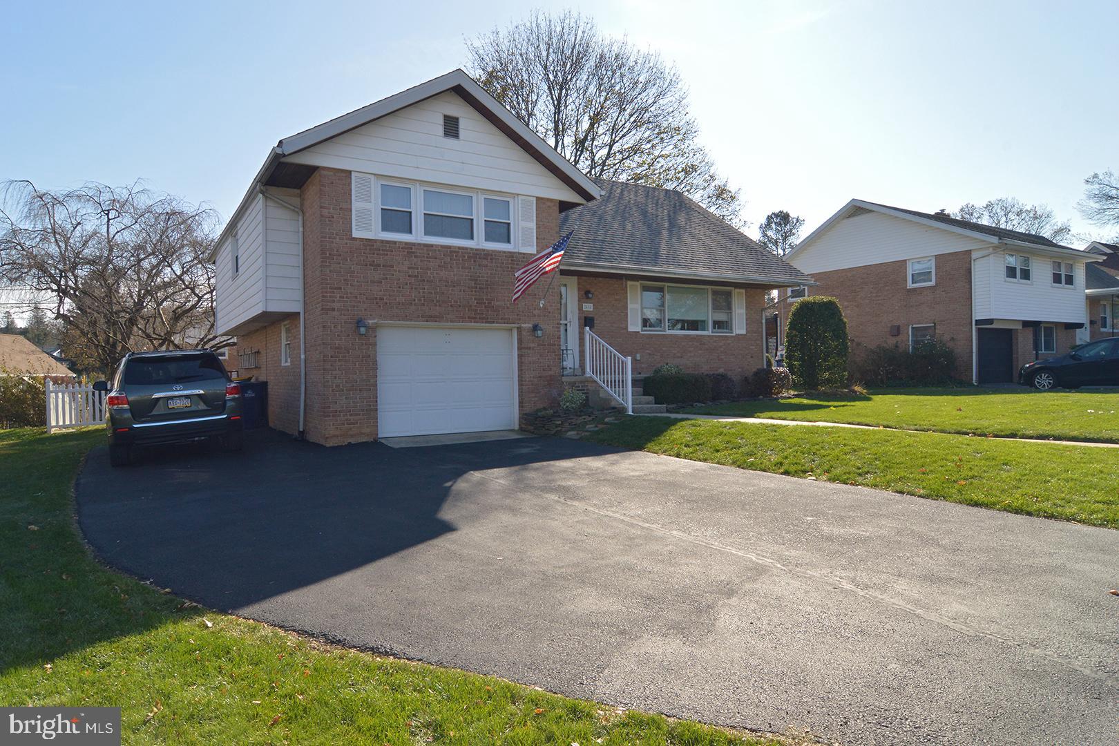 2404 Laurel Road Reading, PA 19609 - Photo 3 of 36 Gallery Image 3