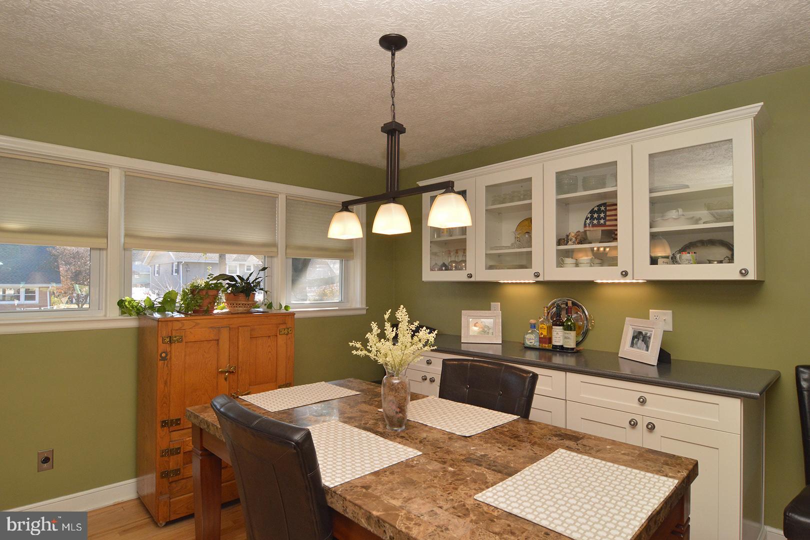 2404 Laurel Road Reading, PA 19609 - Photo 7 of 36 Gallery Image 7