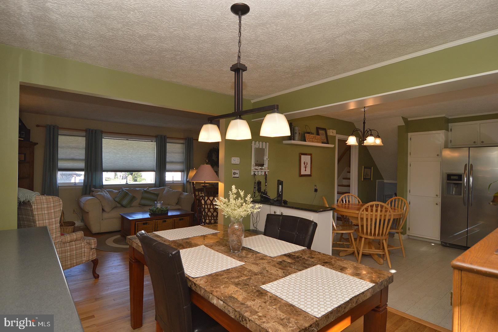 2404 Laurel Road Reading, PA 19609 - Photo 9 of 36 Gallery Image 9
