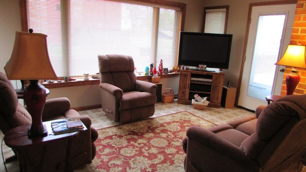 7809 Brandon Road Fairlawn, VA 24141 - Photo 27 of 48 Gallery Image 27