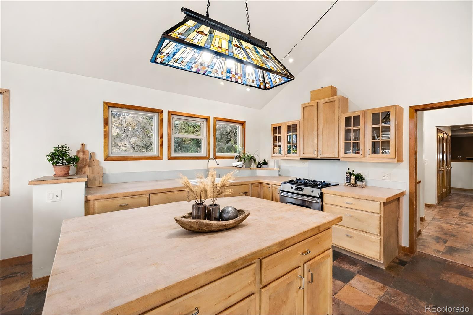 6094 Pyrenees Trail Golden, CO 80403 - Photo 8 of 23