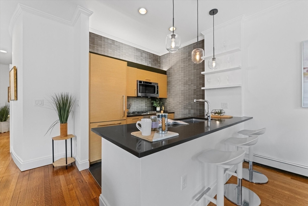 203 St Botolph Street, Unit 3 Boston, MA 02115 - Photo 6 of 17