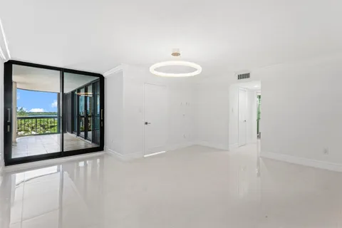 $598,000 | 5380 North Ocean Drive, Unit 5A, Riviera Beach, FL 33404