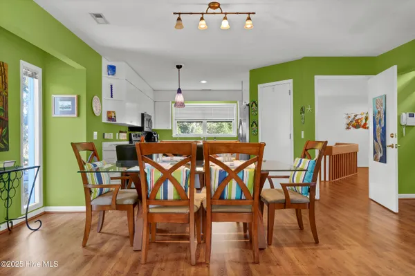 $1,550,000 | 111 Cutlass Drive, Surf City, NC 28445