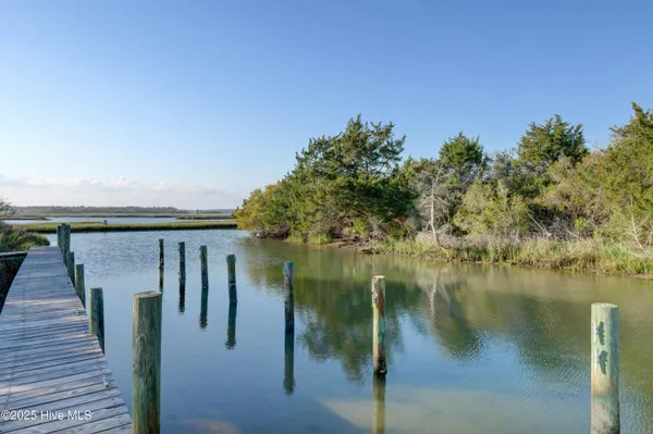 $1,550,000 | 111 Cutlass Drive, Surf City, NC 28445
