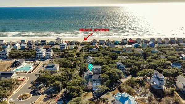 $1,550,000 | 111 Cutlass Drive, Surf City, NC 28445