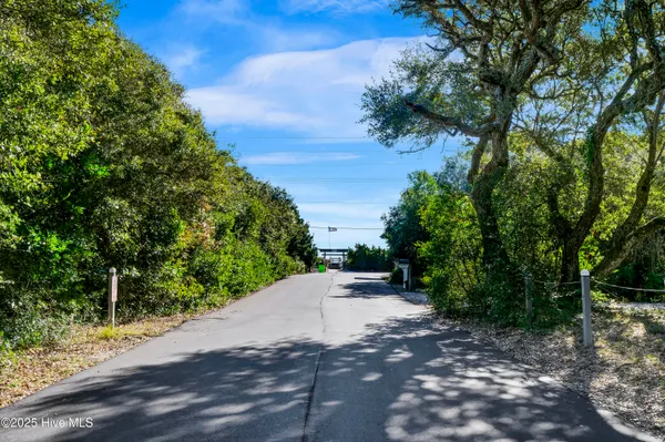 $1,550,000 | 111 Cutlass Drive, Surf City, NC 28445