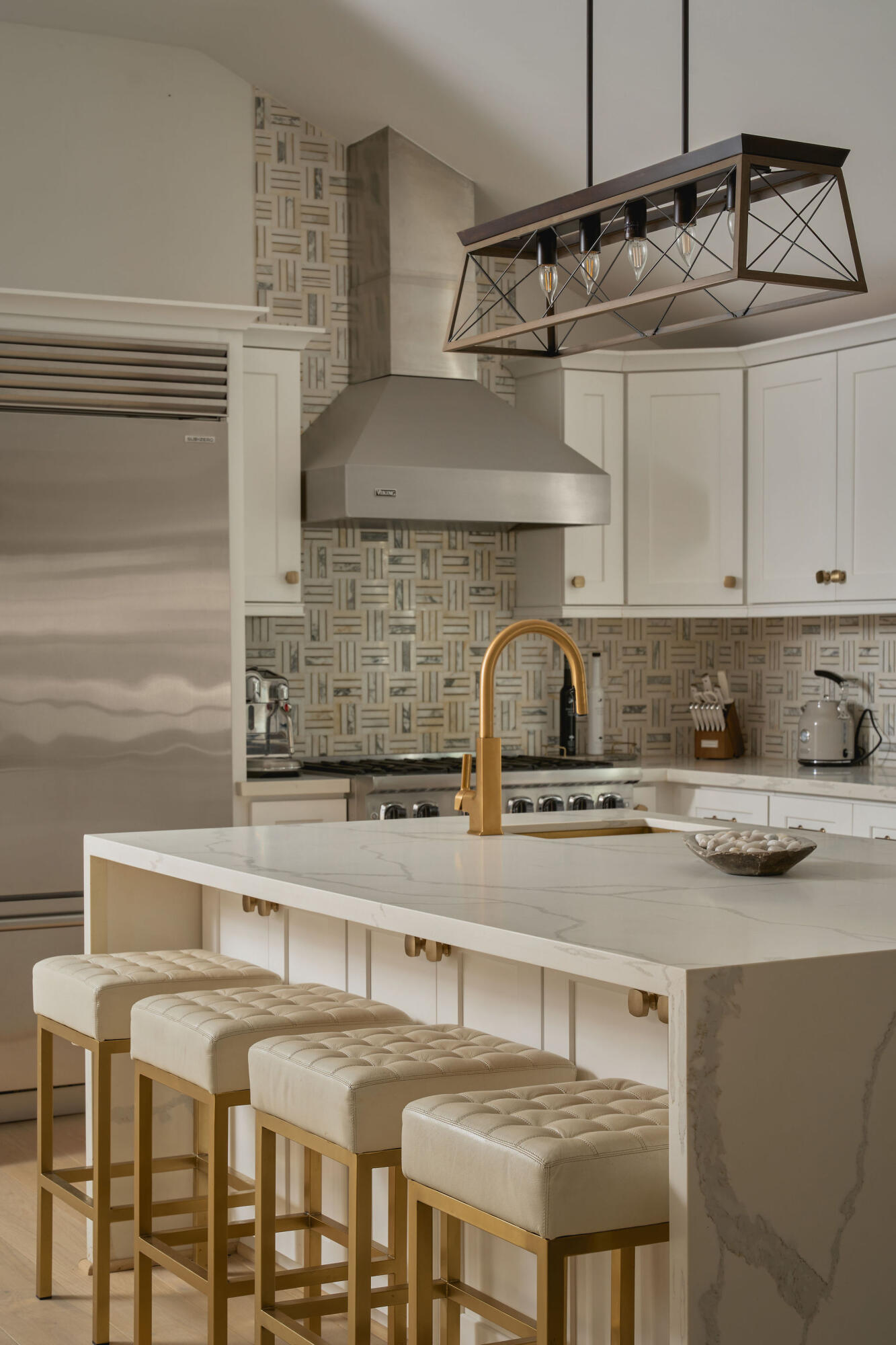 627 Romero Canyon Road Montecito, CA 93108 - Photo 14 of 44 Breakfast Bar