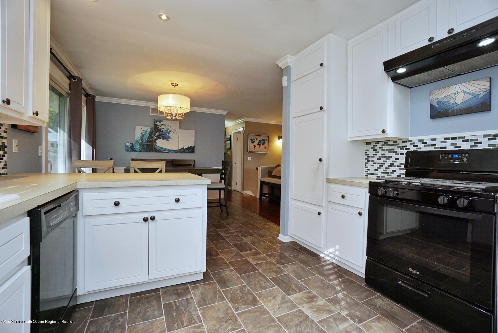 238 Hillside Drive Neptune Township, NJ 07753 - Photo 32 of 53 238 Hillside Dr