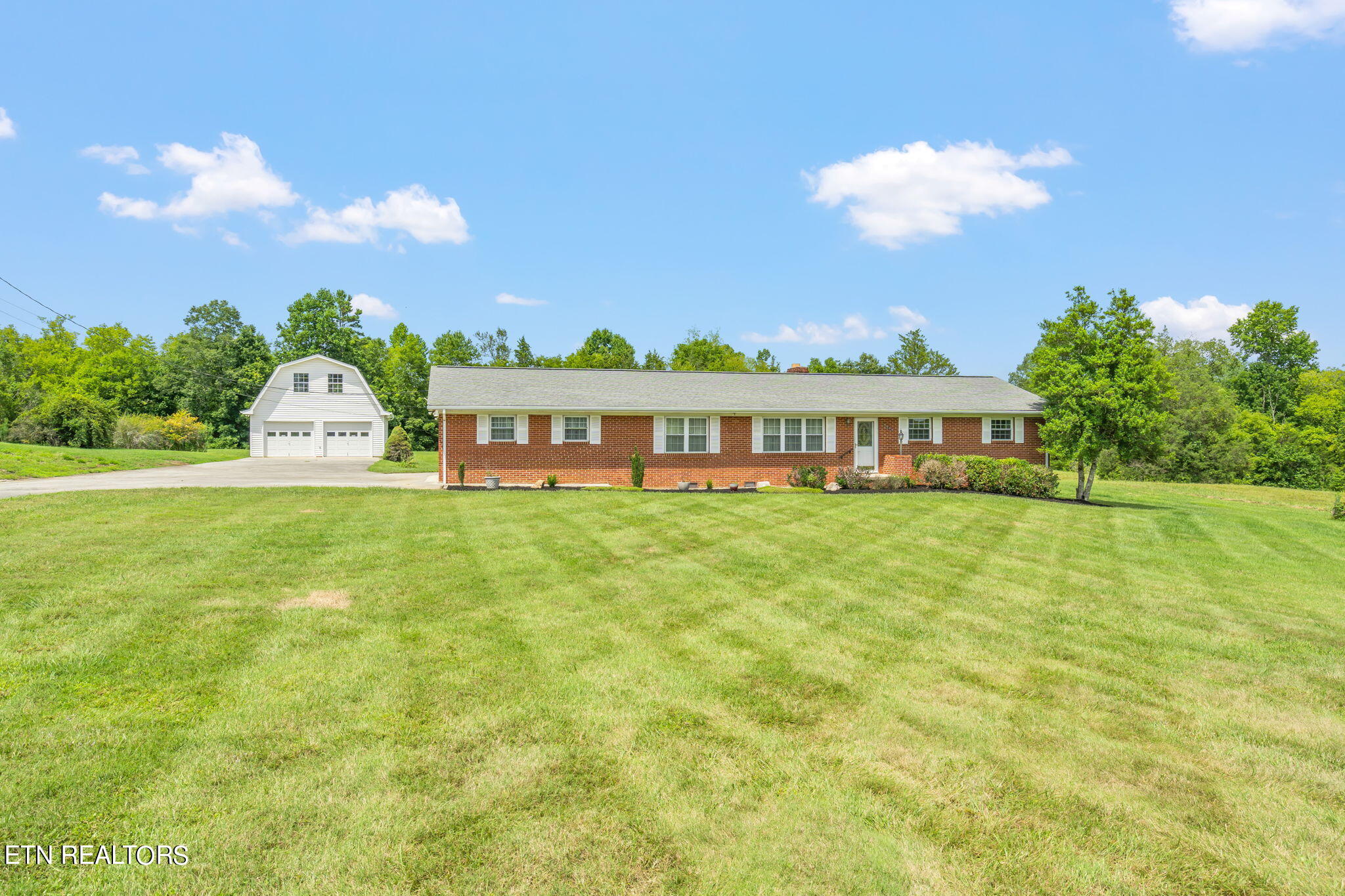 8617 North Ruggles Ferry Pike Strawberry Plains, TN 37871 - Photo 2 of 59 1