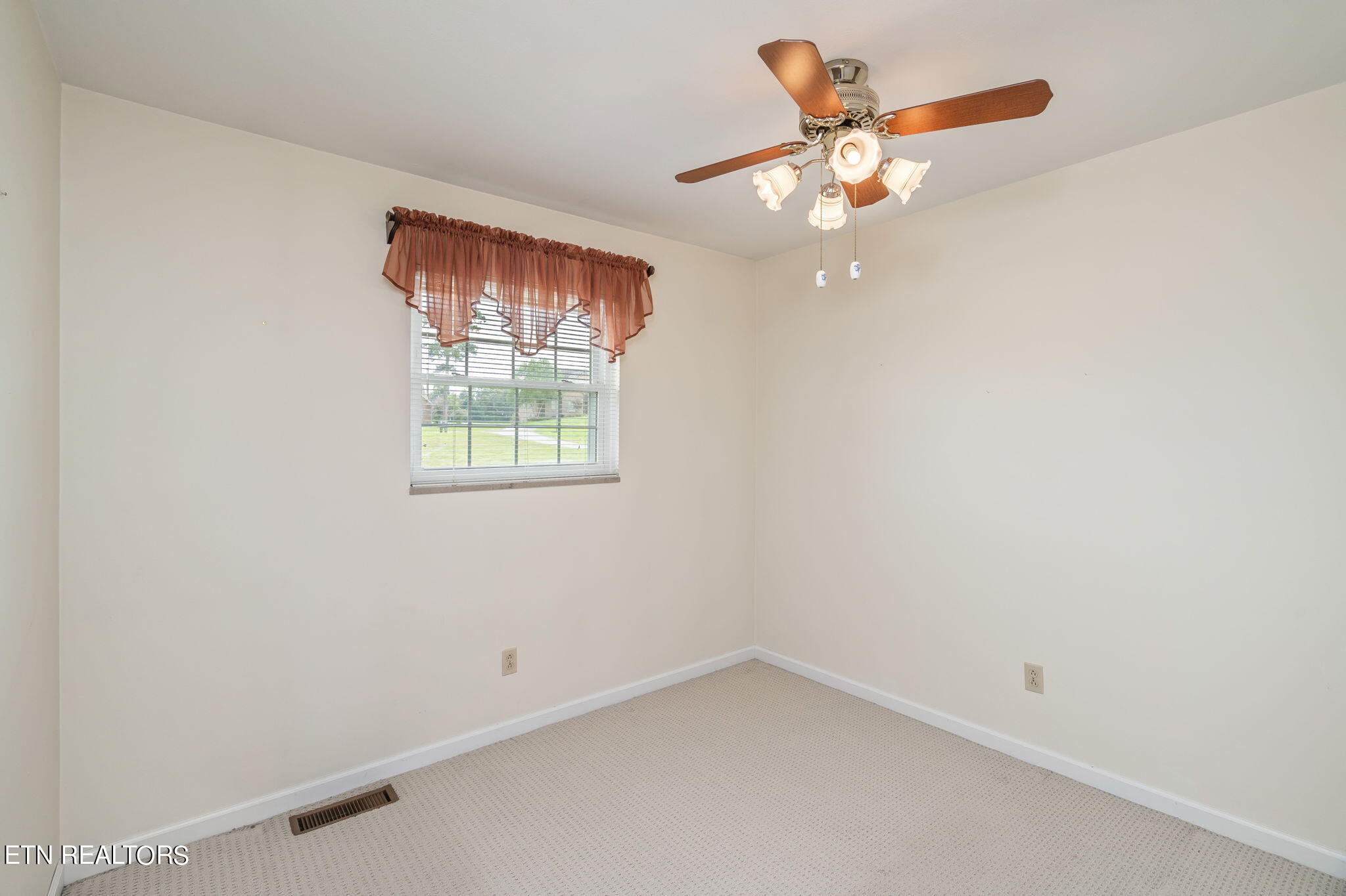 8617 North Ruggles Ferry Pike Strawberry Plains, TN 37871 - Photo 29 of 59 28
