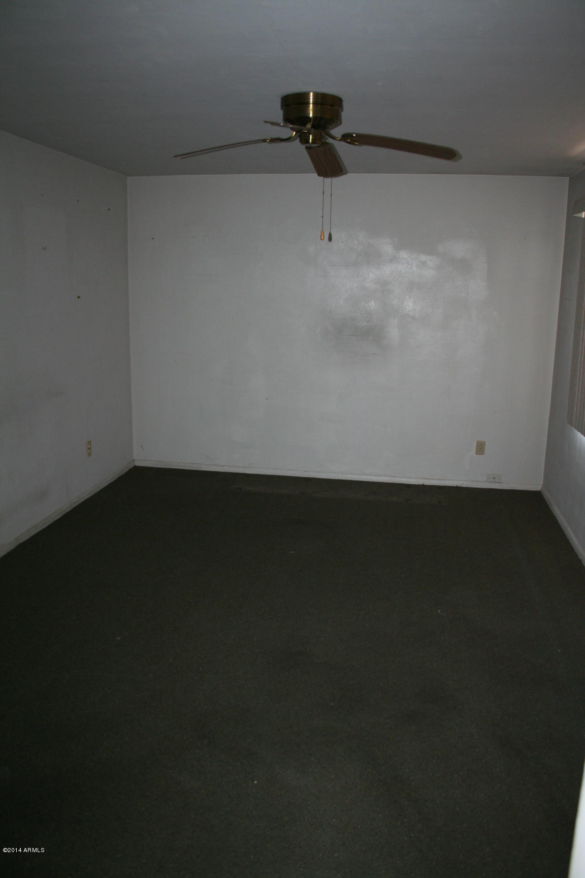 3231 East Almeria Road Phoenix, AZ 85008 - Photo 4 of 31 Living Room