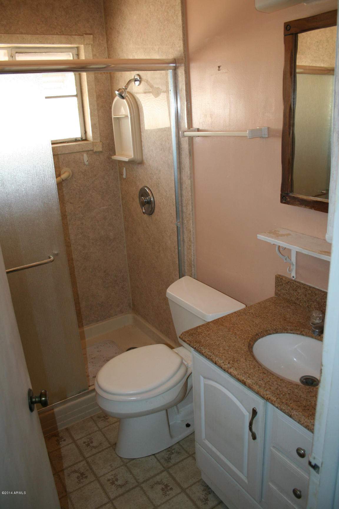 3231 East Almeria Road Phoenix, AZ 85008 - Photo 8 of 31 bathroom