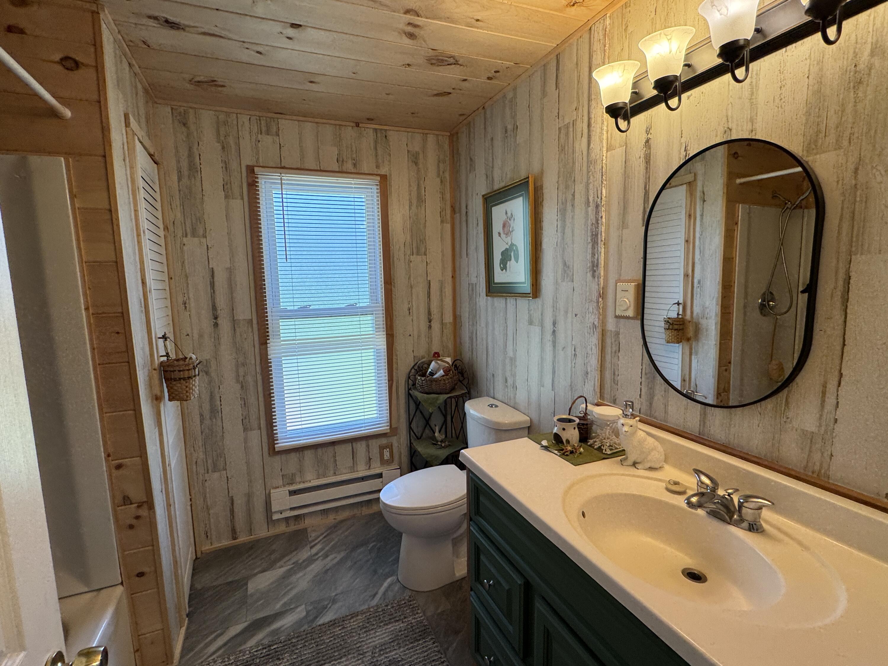 1952 West 16 Road Mesick, MI 49668 - Photo 13 of 49 IMG_5066