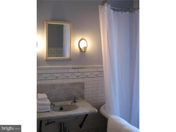 2121 Pine Street Philadelphia, PA 19103 - Photo 22 of 25