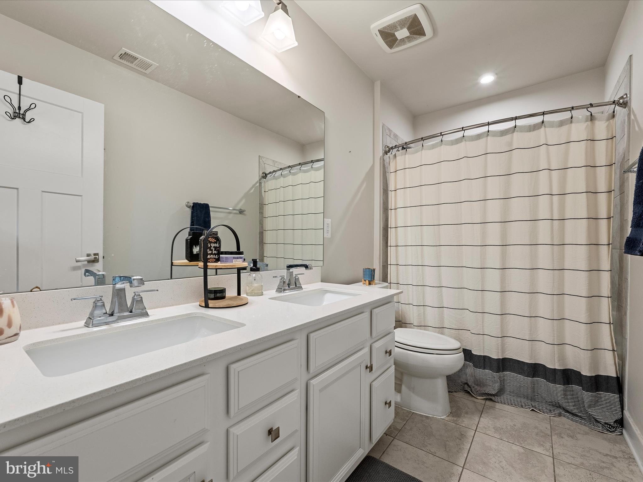 107 Interlace Way Stephenson, VA 22656 - Photo 35 of 76 Bathroom