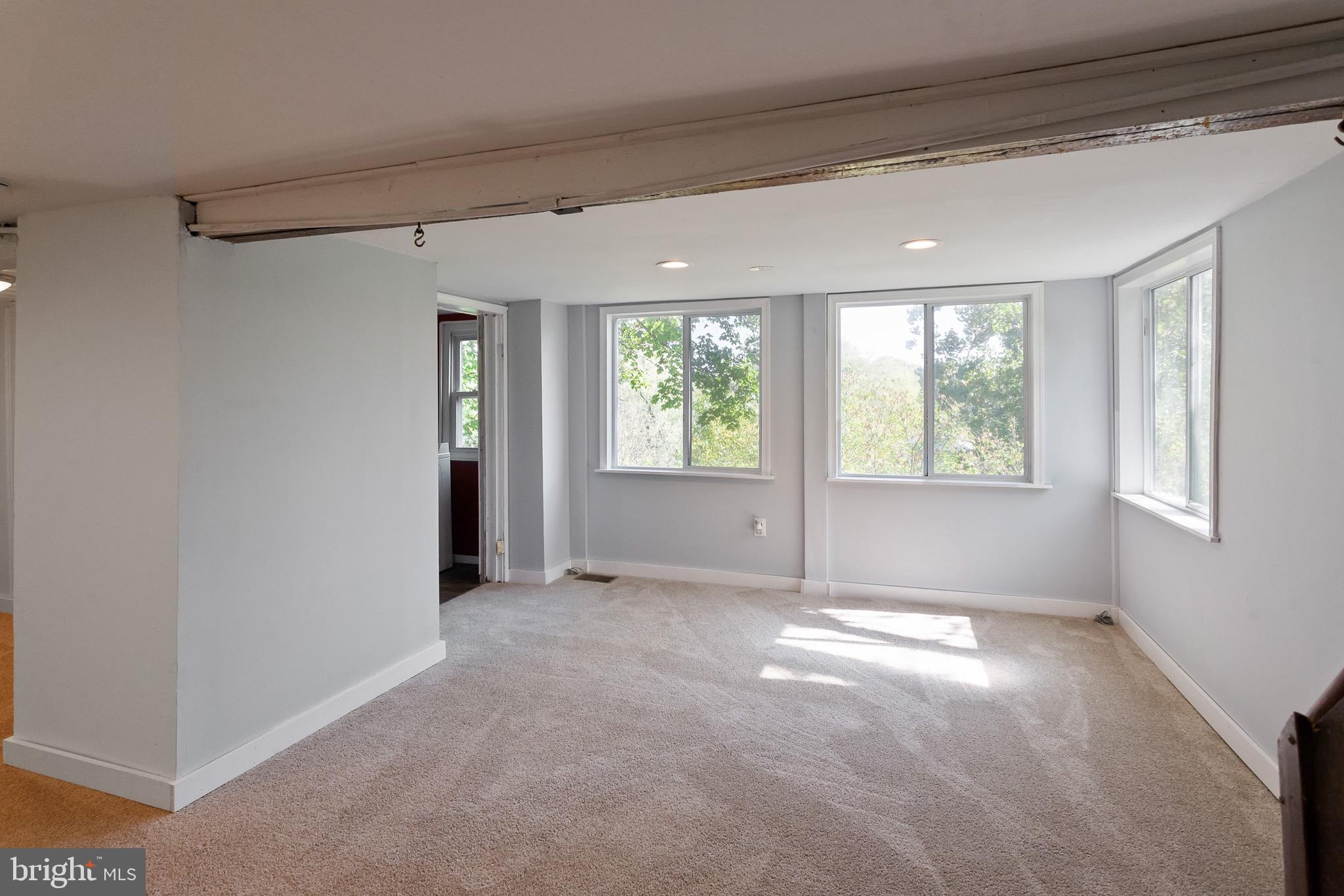 12533 Rockdale Road Clear Spring, MD 21722 - Photo 16 of 25