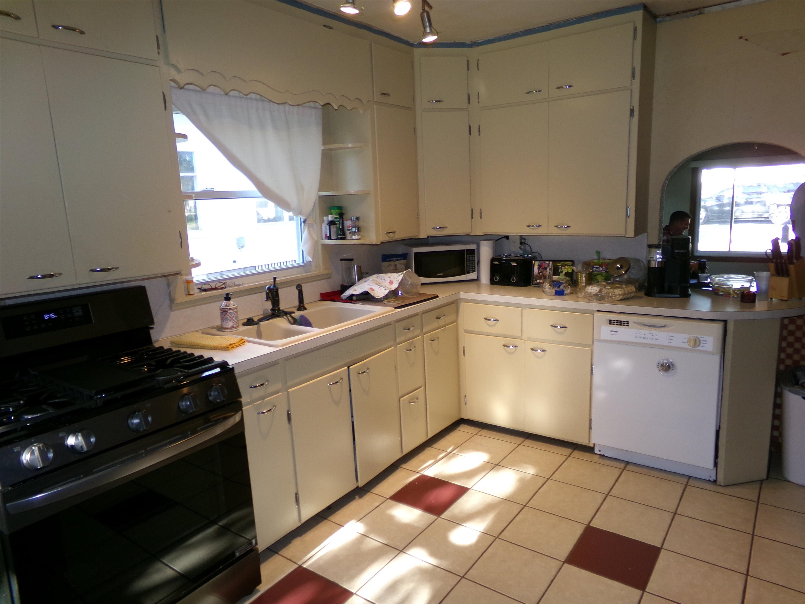 126 North Ithaca Street Ithaca, MI 48847 - Photo 11 of 39