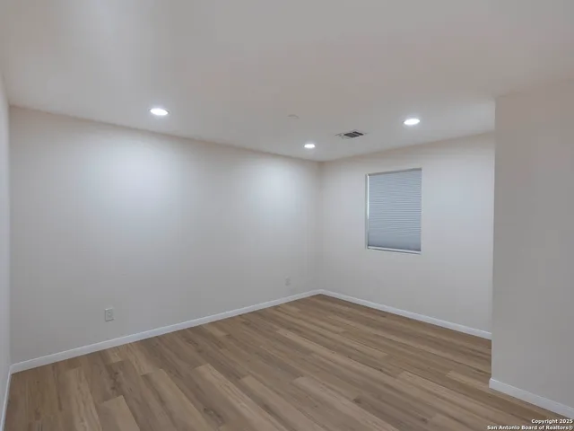 $2,795 | 268 White Oak Drive, Canyon Lake, TX 78133