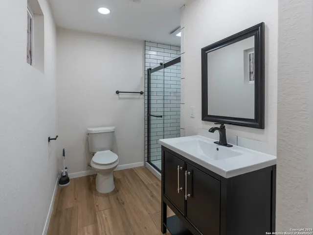 $2,795 | 268 White Oak Drive, Canyon Lake, TX 78133