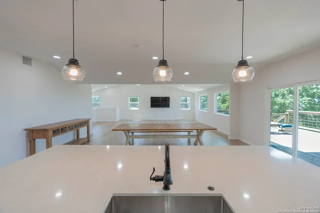 $2,795 | 268 White Oak Drive, Canyon Lake, TX 78133