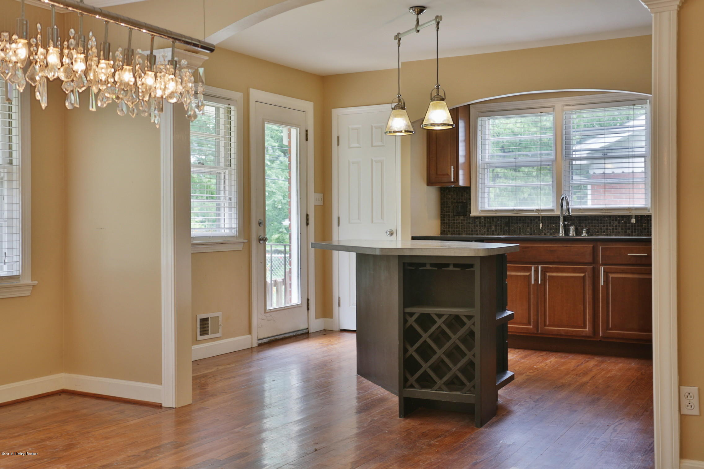 2312 Janlyn Road Louisville, KY 40299 - Photo 13 of 24 13