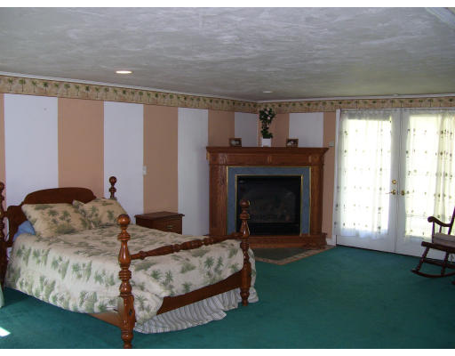 5 Oxbow Road Oxford, MA 01537 - Photo 4 of 7 Gallery Image 4