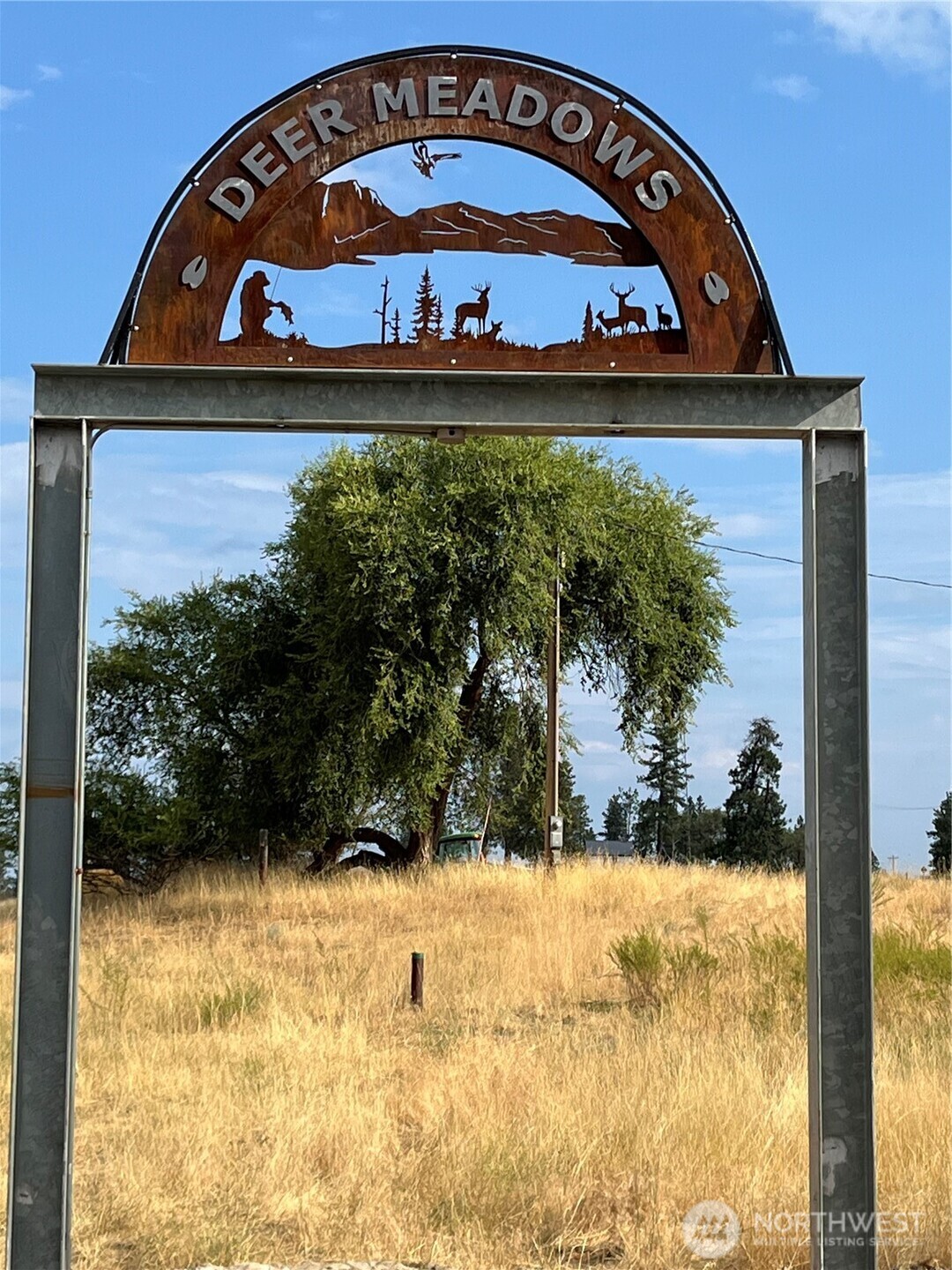 0 Miles Creston Road North, Unit LOT 9 Davenport, WA 99122 - Photo 4 of 14 a view of a entrance gate