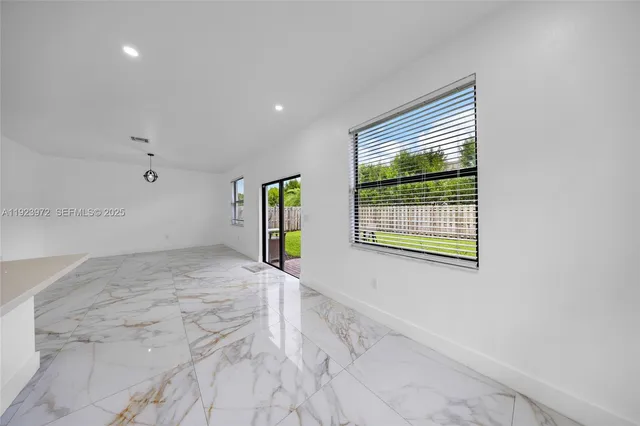 $5,750 | 268 Northeast 210th Way, Miami, FL 33179