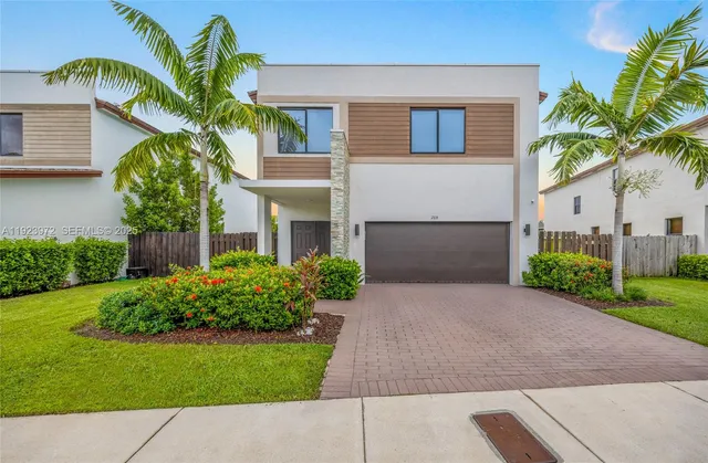 $5,750 | 268 Northeast 210th Way, Miami, FL 33179