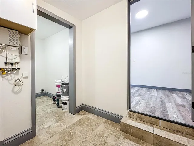 $2,650 | 210 15th Street East, Bradenton, FL 34208