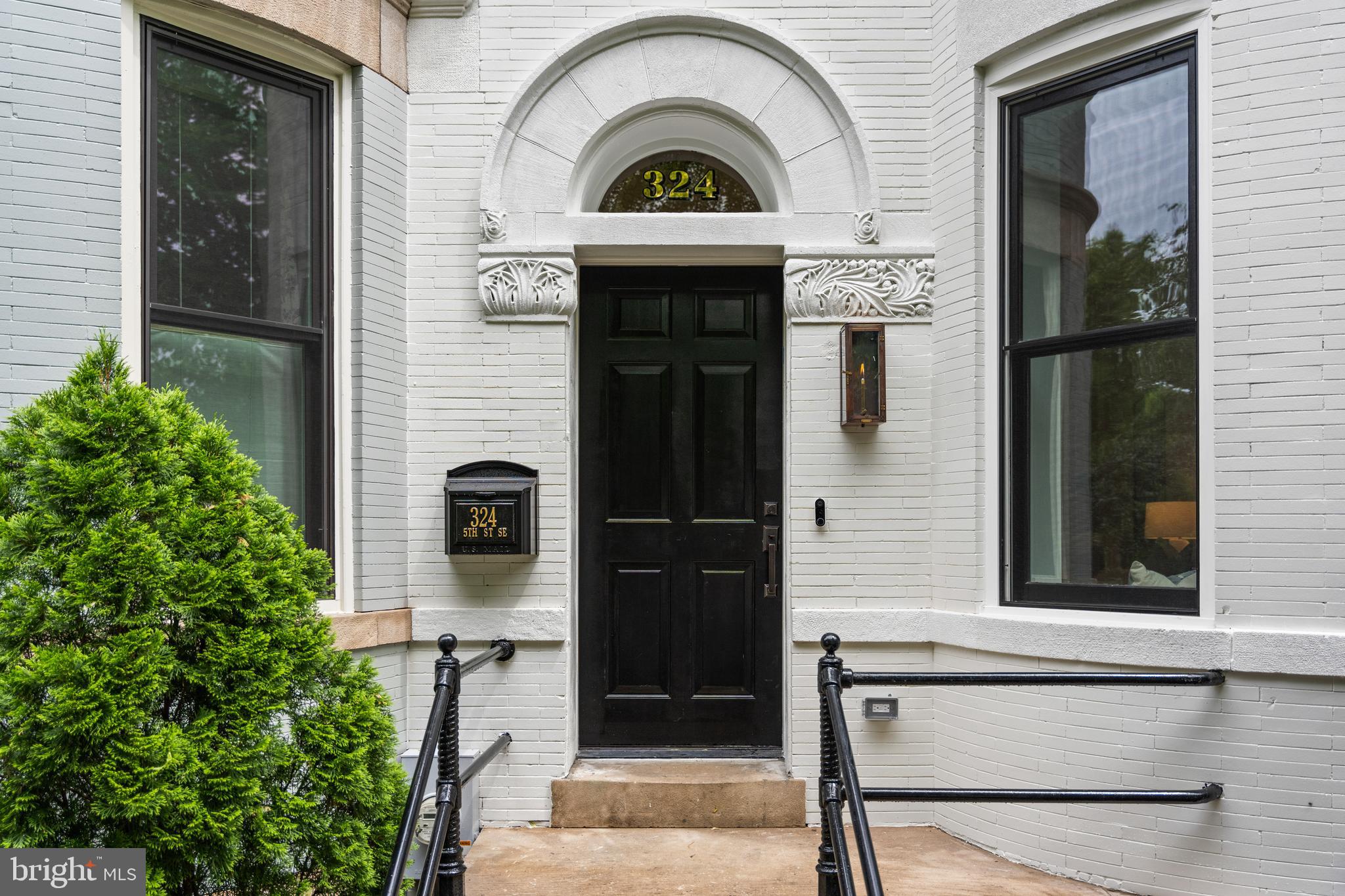 324 5th Street Southeast Washington, DC 20003 - Photo 3 of 41