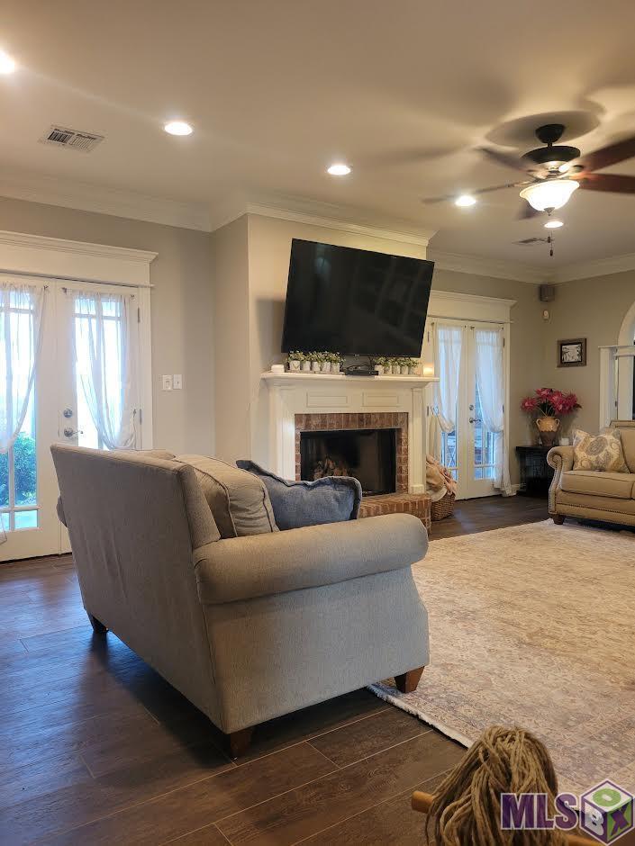 643 Highway 653 Raceland, LA 70394 - Photo 7 of 47 LIVINGROOM