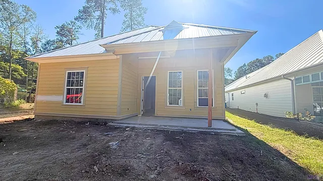 $499,900 | 13906 Savannah Drive, St. Francisville, LA 70775