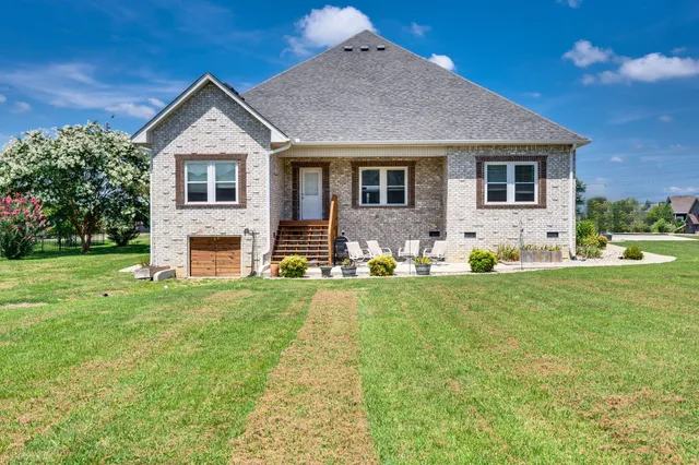 $748,000 | 2114 London Lane, Greenbrier, TN 37073