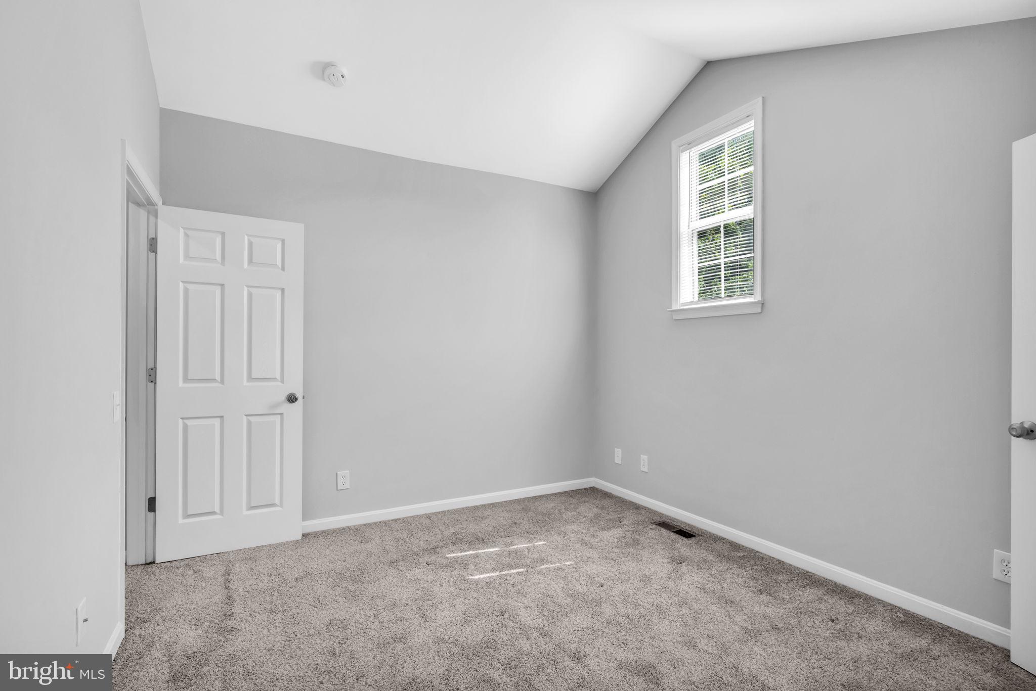 6013 Riddle Walk Alexandria, VA 22312 - Photo 26 of 31 an empty room with windows