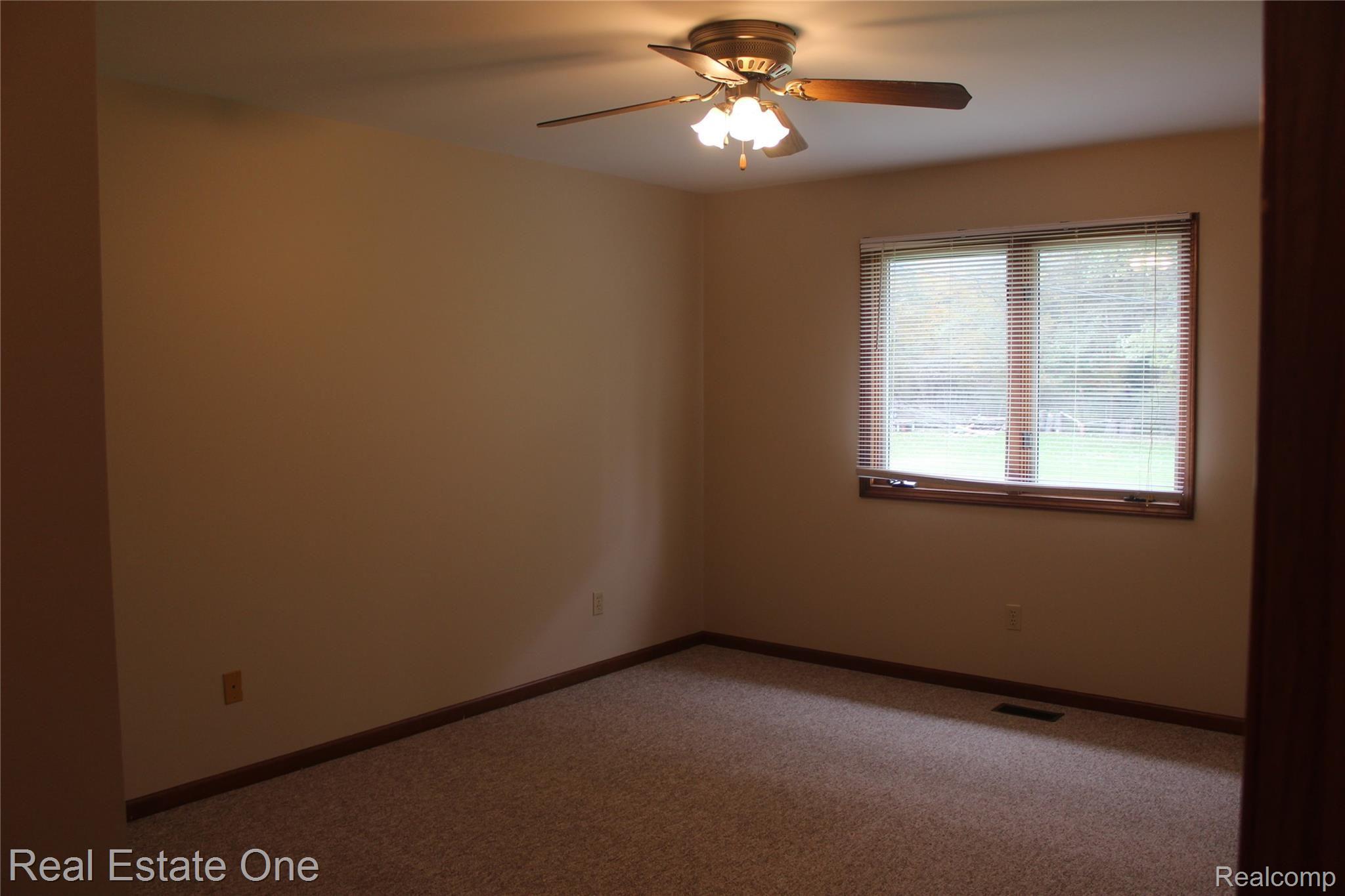 10026 West Mount Morris Road Flushing, MI 48433 - Photo 17 of 30 IMG_2466.JPG