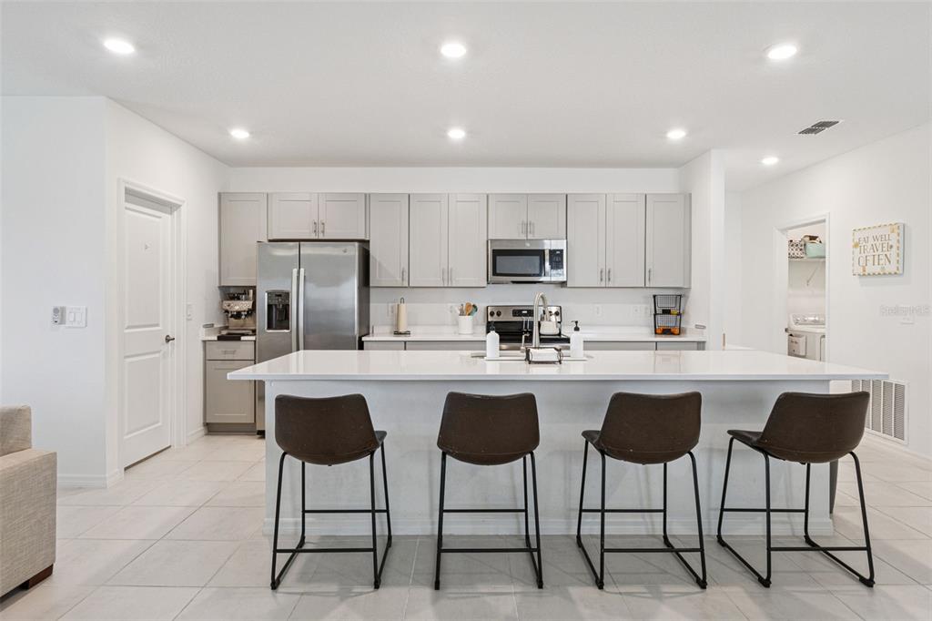 1099 Calico Pointe Way Groveland, FL 34736 - Photo 16 of 39