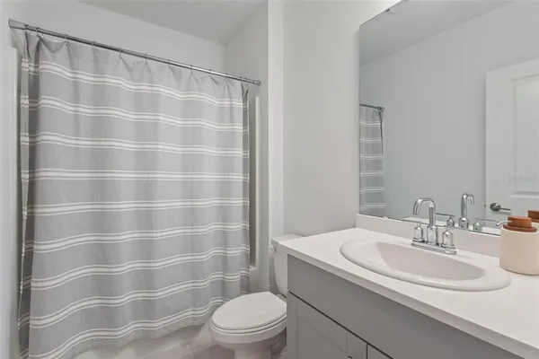 $2,695 | 1099 Calico Pointe Way, Groveland, FL 34736