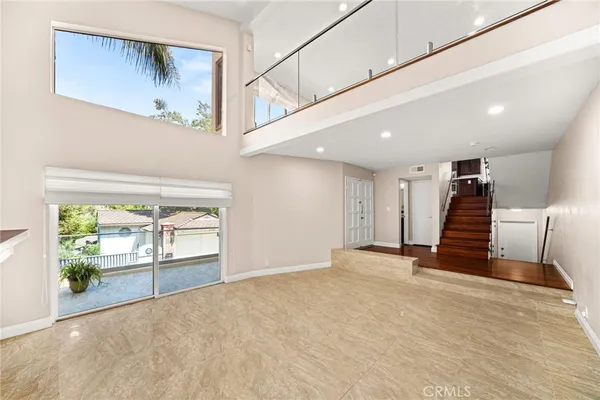 $1,850,000 | 3751 Prestwick Drive, Los Angeles, CA 90027