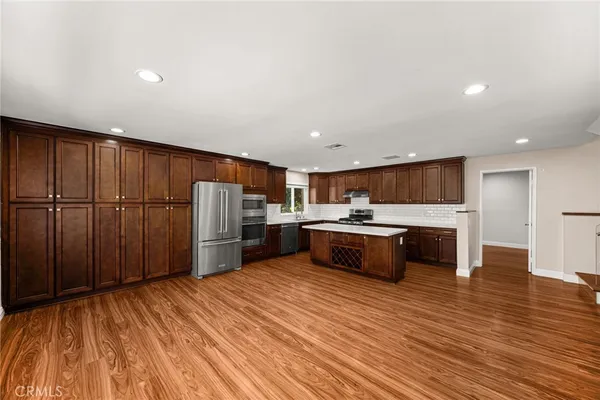 $1,850,000 | 3751 Prestwick Drive, Los Angeles, CA 90027