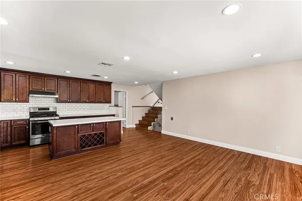 $1,850,000 | 3751 Prestwick Drive, Los Angeles, CA 90027