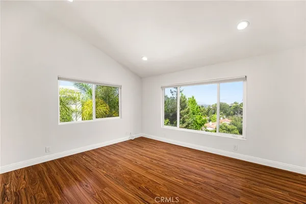 $1,850,000 | 3751 Prestwick Drive, Los Angeles, CA 90027