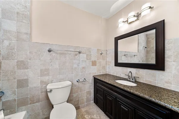 $1,850,000 | 3751 Prestwick Drive, Los Angeles, CA 90027
